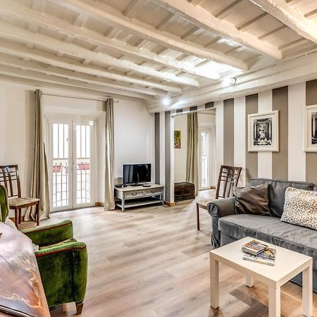 Lovely Spacious Apartment Near The Colosseum Rom Exterior foto