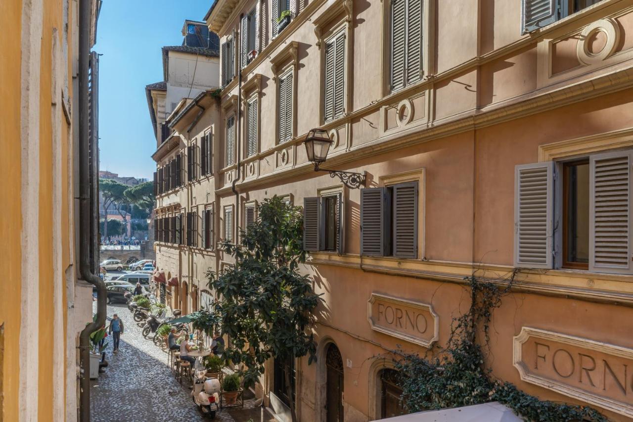 Lovely Spacious Apartment Near The Colosseum Rom Exterior foto