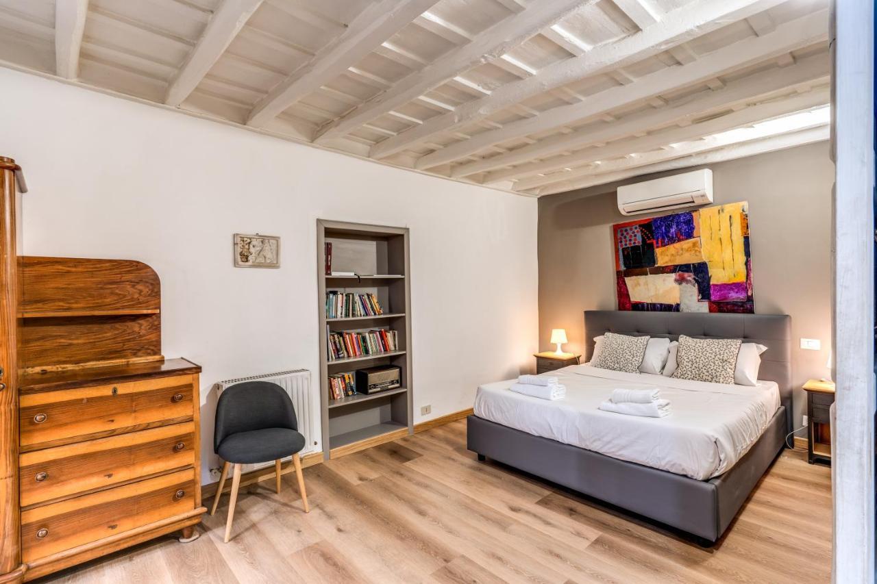 Lovely Spacious Apartment Near The Colosseum Rom Exterior foto