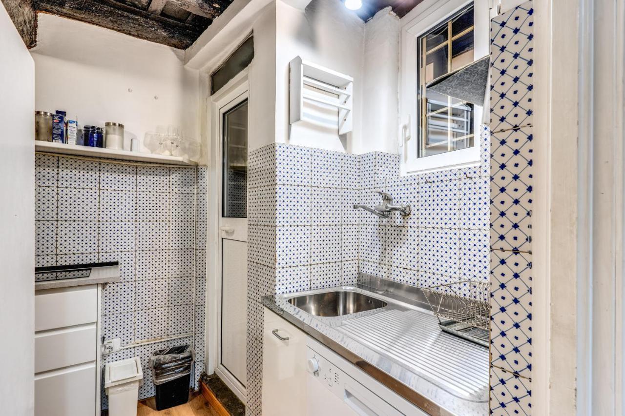 Lovely Spacious Apartment Near The Colosseum Rom Exterior foto